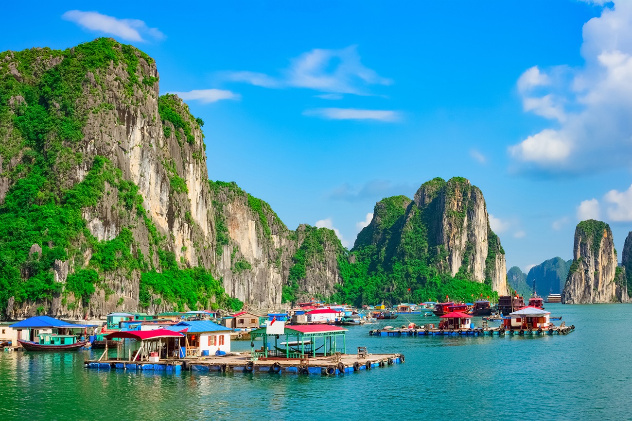 Exploring Ha Long Bay