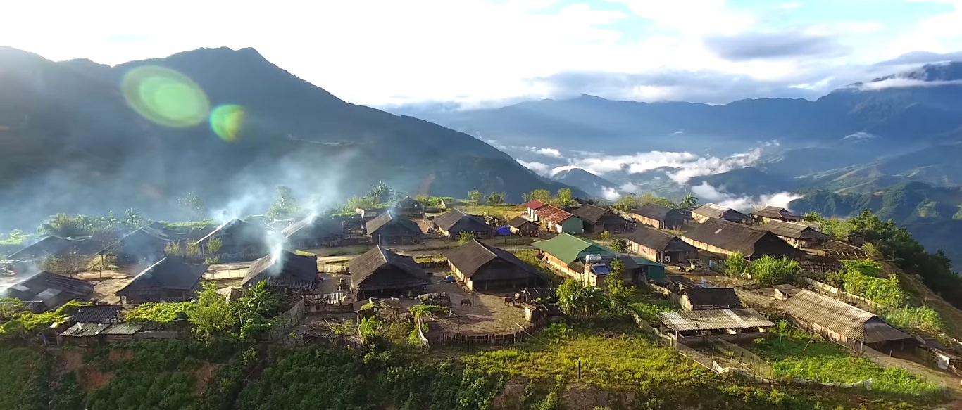 The cloud-covered village in Yen Bai