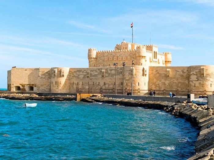 خالد العناني: ربط السياحة الثقافية بالشاطئية يرفع الطلب على مصر في إيطاليا